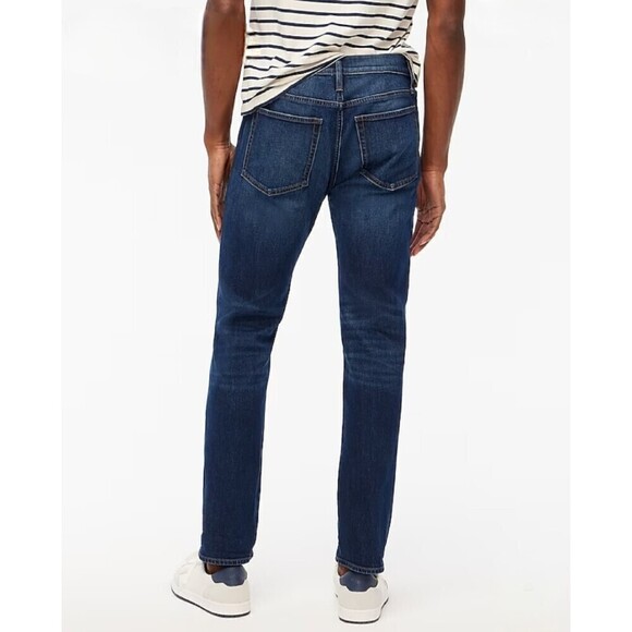 NEW! J. Crew Straight Fit Signature Flex Medium Wash Jeans - Picture 3 of 13